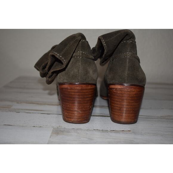 Vince Camuto Green Suede Booties Size 7 - Picture 4 of 5